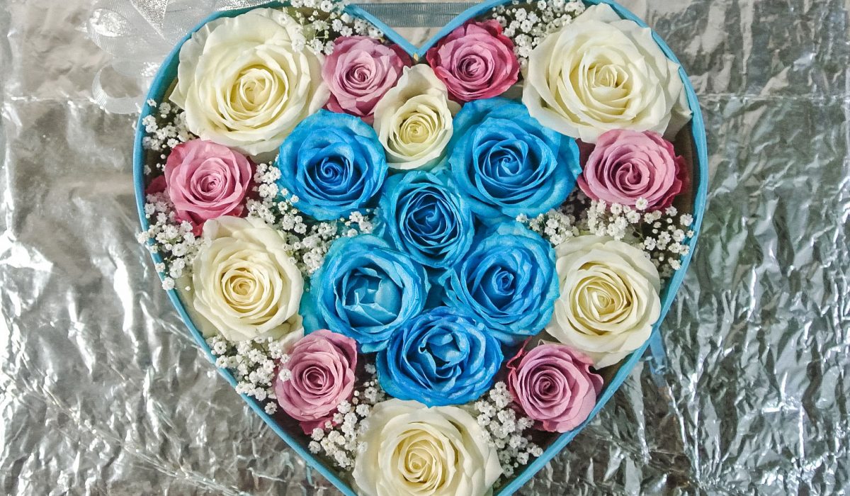 blue-rose-box-bouquet-bali